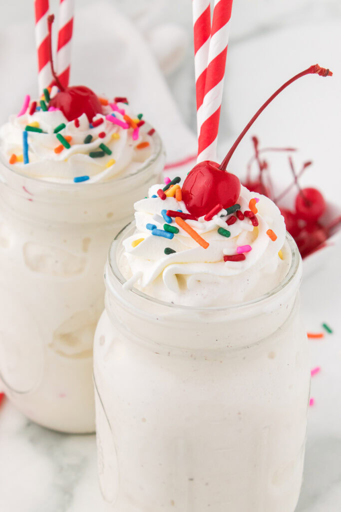 How to Make a Milkshake Without a Blender That's Thick and Creamy ...